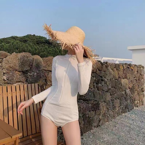 Bathing Suit for Women - Summer  New Conservative Cover-Belly Slimming Triangle One-Piece Long Sleeve Beach Surf Diving Suit Jellyfish Suit
