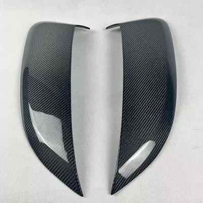 Suitable for Porsche 718 carbon Big Surrounded - a-pair-of-carbon-fiber-tuyeres-without-718-standard