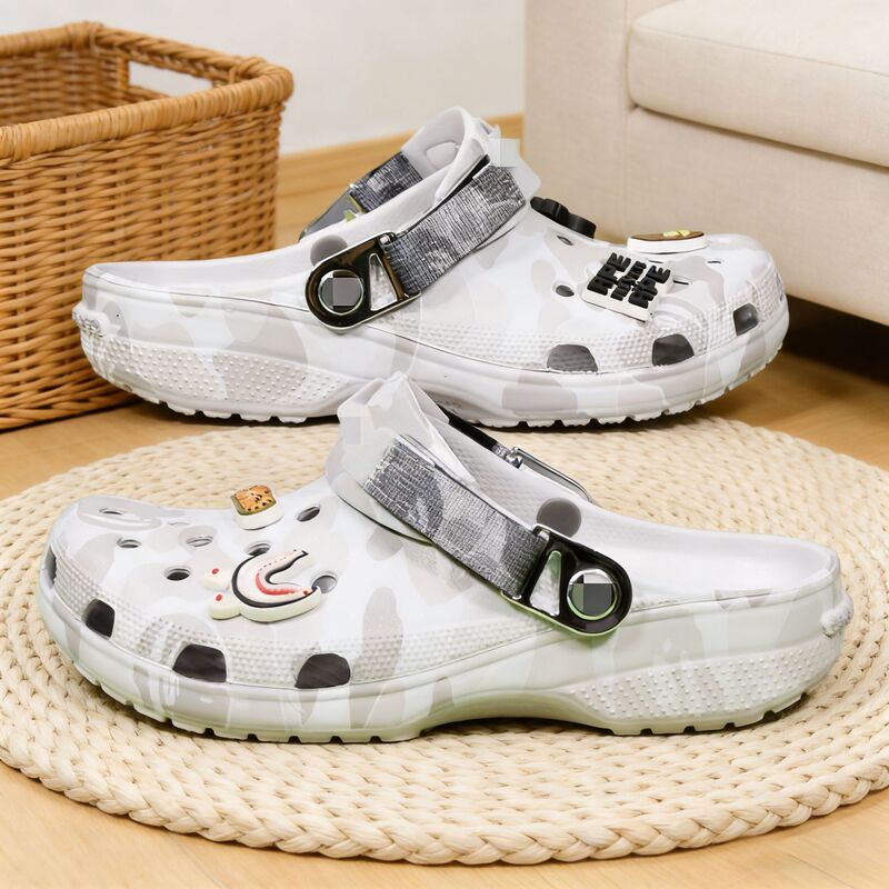 Celebrity Baya Style Bape Printed Camouflage Ape Bape Electroplated Buckle Hole Shoes Comfortable Slippers Sandals Beach Shoes Celebrity Baya Style Bape Printed Camouflage Ape Bape Electroplated Buckle Hole Shoes Comfortable Slippers Sandals Beach Shoes