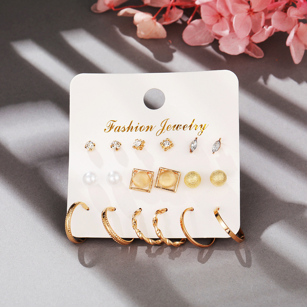 Retro Creative Pearl Small Circle Earrings 9 Sets display picture 4