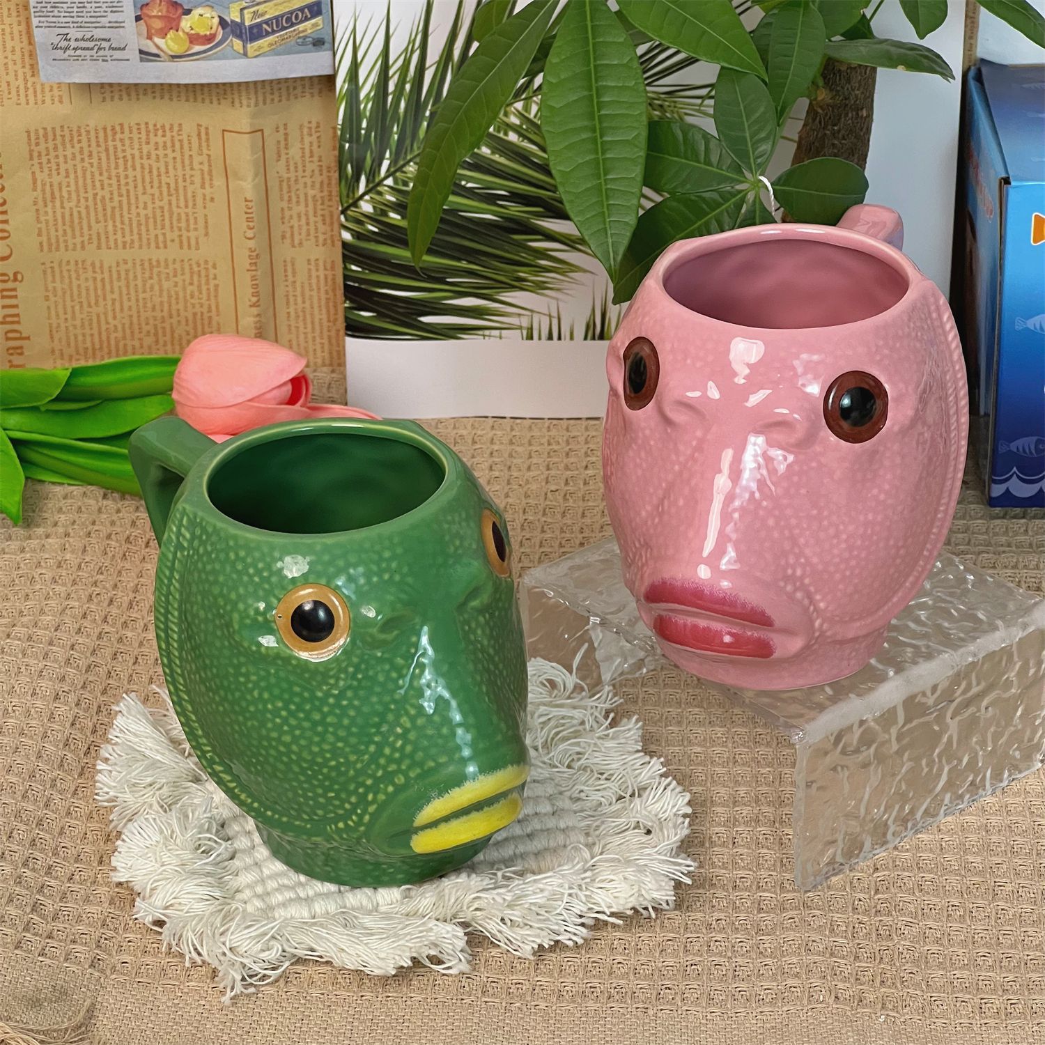 Divertido creativo taza de agua de pescado verde taza de cerámica tallado en arena taza de marca taza parodia de la fama en línea taza extraña