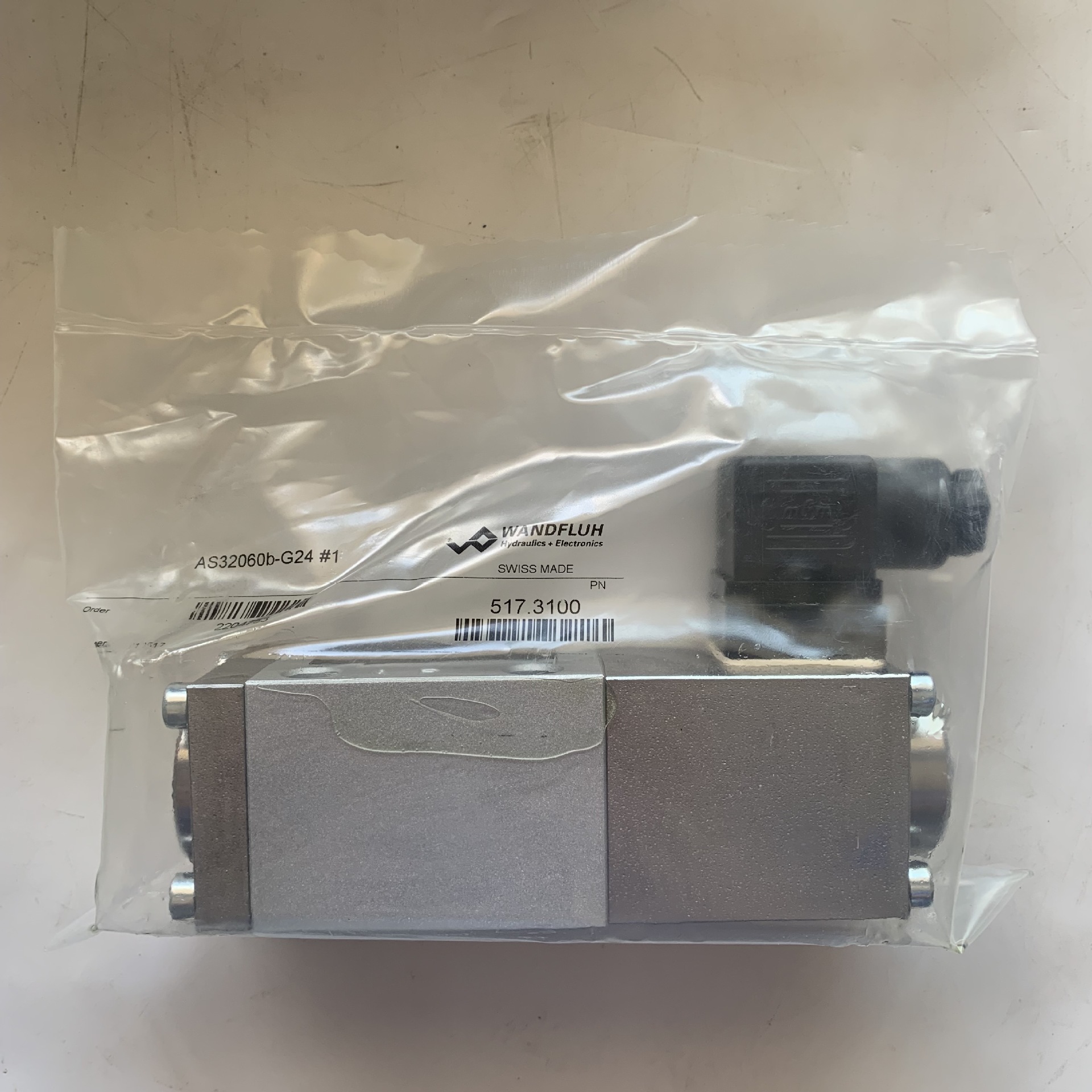 Wandfluh万福乐  AS32060B-G24 无泄漏电磁换向阀密封多路阀开关