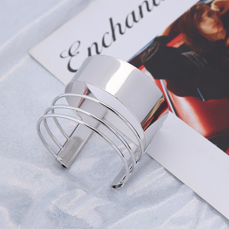 Fashion Personality Metal Bracelet Punk Street Shooting Open Bracelet Hollow Simple Jewelry display picture 5