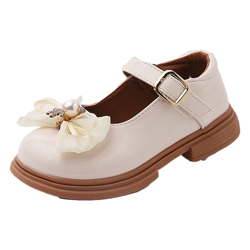 2024 otoño nuevo estilo niña estilo británico oso suela blanda zapatos de cuero de princesa con lazo coreano en stock