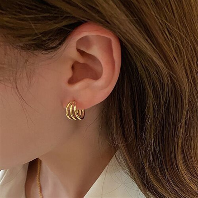 New Simple Golden Silvery Stainless Steel Small Earrings display picture 6