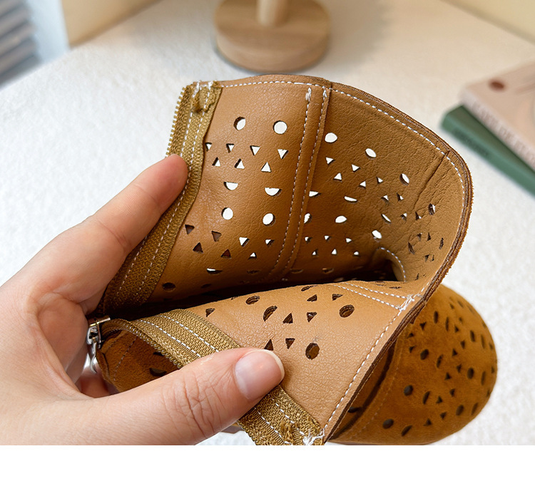Botas respiráveis vazadas para meninas com sola tratorada_voghion.com