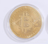 Cross -border spot bitcoin travel commemorative currency gold metal Bitcoin virtual badge virtual badge acrylic shell