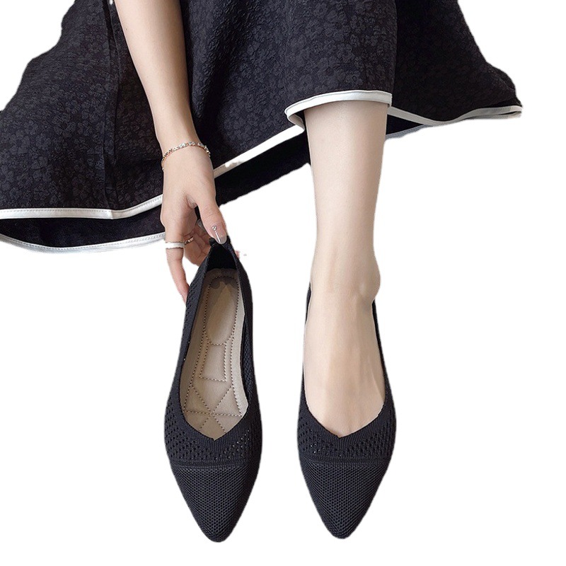 Primavera y verano nuevo color sólido señaló talón plano de fondo suave zapatos de una sola capa casual transpirable de las mujeres de punto hueco zapatos de la princesa