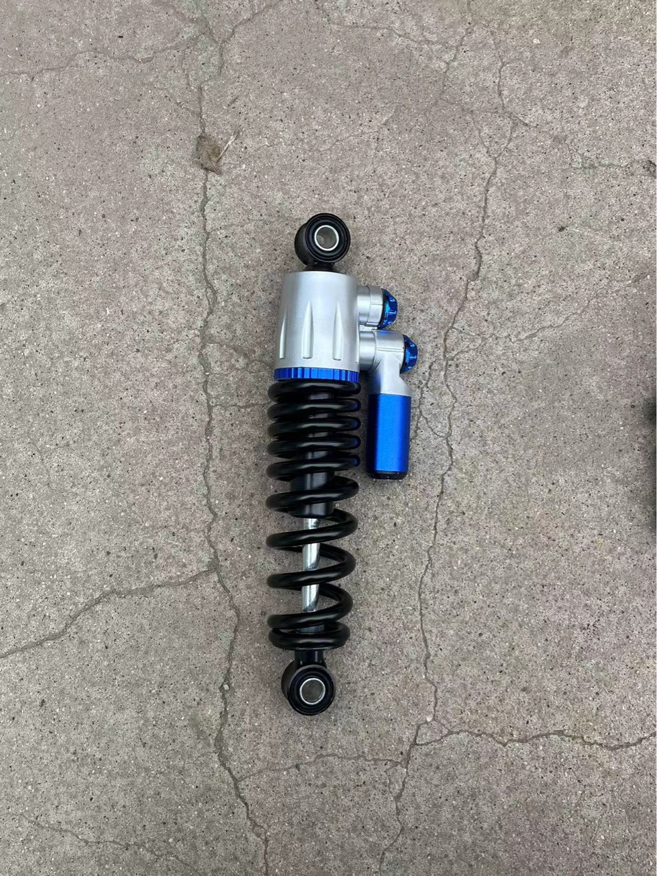 Amortiguador amortiguador moto de nieve amortiguador de litio tranvía amortiguador