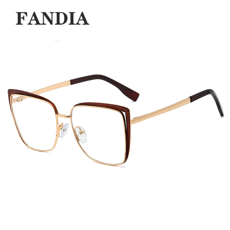 95606 nuevo metal anti-azul gafas de luz estilo europeo y americano gafas lisas transfronterizo marco artístico gafas para las mujeres en stock