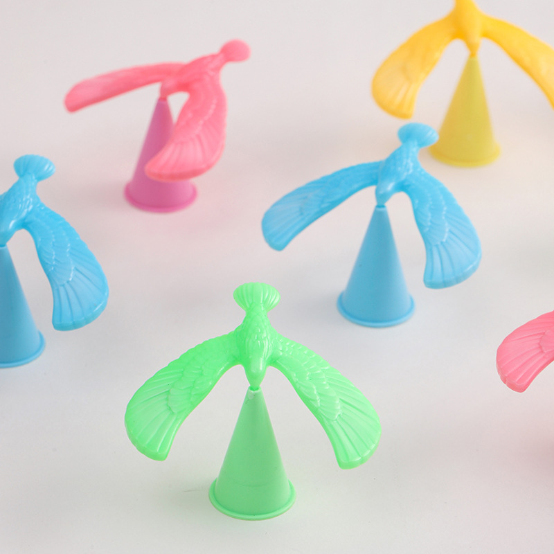 Mini juguetes nostálgicos 80 años después de equilibrio pájaros águilas puzzle gravedad pájaros enseñanza tecnología juguetes