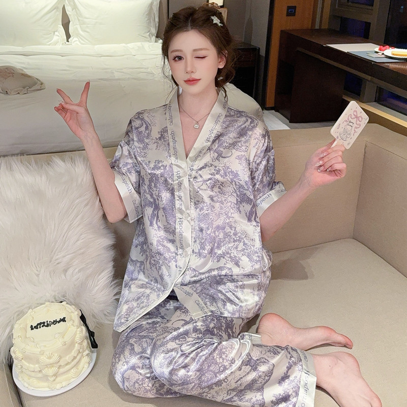 970# 짧고 긴 보라색 수묵화