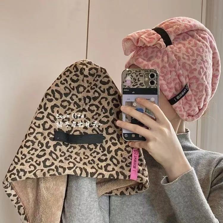 2026 New French Style Luxury Thickened and Enlarged Leopard Print Bath Cap, Water Absorbent and Quick-Drying with Wide Tail Strap for Hair Drying