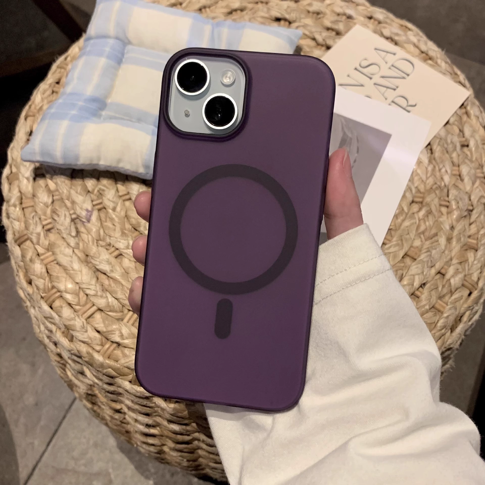 Соверси с ультратонким корпусом совместимо с iPhone 16, матовый чехол для iPhone 16 Pro, защитный чехол, fall protection