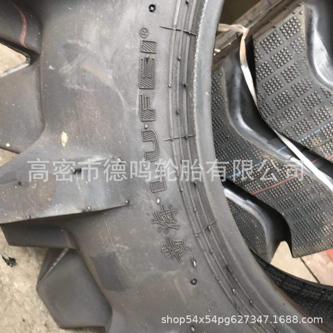 Neumático de campo de arroz agrícola 8.30-20 neumático de tractor de alta Flor de campo de arroz 8.3-20