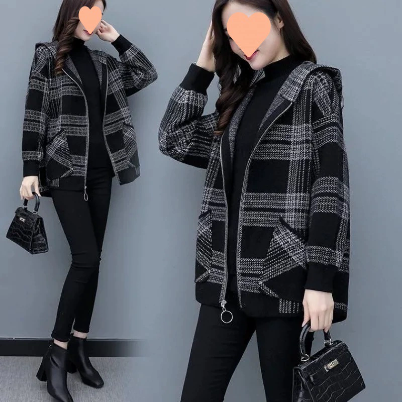 Korean Style Demi-Season Long Jacket for Teens, Mid-Length, Loose Fit, Black Plaid