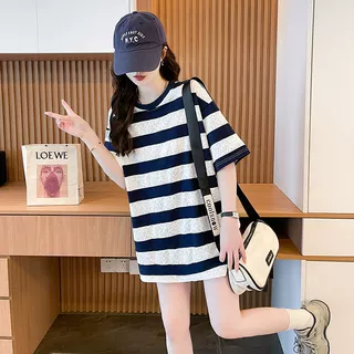 中长款遮屁股洋气蕾丝拼接条纹T恤女2026新款夏欧货大版大码上衣