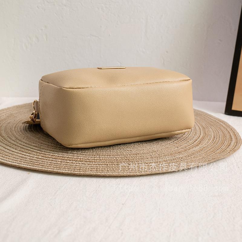 Verano y otoño estilo coreano nuevo monedero personalizado crossbody para teléfono móvil Bolsa de cámara de hombro impresa de una pieza para mujer 2023