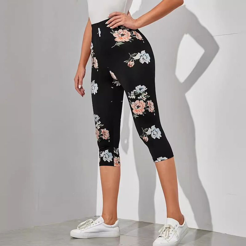 Women's elegant capri leggings-elastic comfort, floral and geometric pattern print 7-point leggings