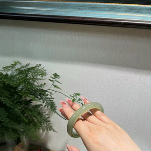 Jin Yutang Xinjiang Hetian Jade Bracelet Earth Fairy Spirit Green Healing Fanchen Heart 56.5/11 Ice Yingying Foundation