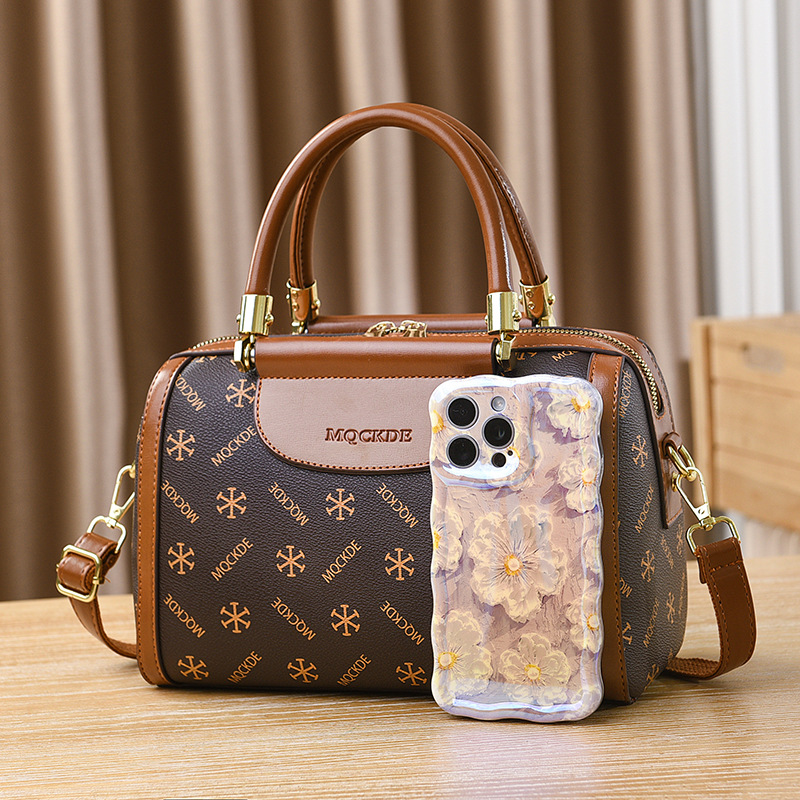 2024 delle nuove donne alla moda e magnifiche versatile cuscino alla moda piccola borsa borsa a tracolla monospalla da donna popolare primaverile_voghion.com