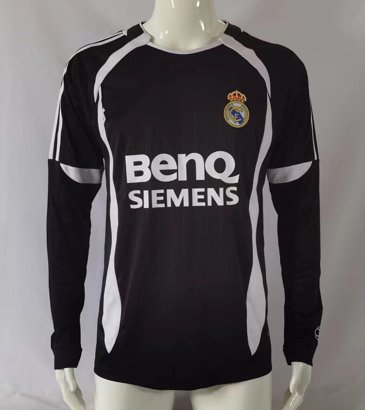 06 Real Madrid Noir / S