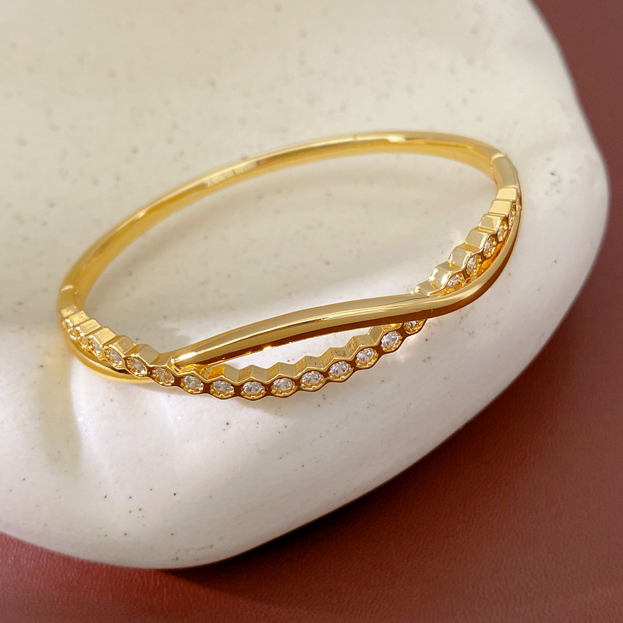 18K oro real de piedra de zinc de doble capa envuelta hexagonal pulsera personalidad pulsera de nicho lujoso ligero joyas