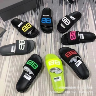 B����ĸ��Ь����B��ĸҹ��һ������Ůͬ��ɳ����Ь���l��H���a