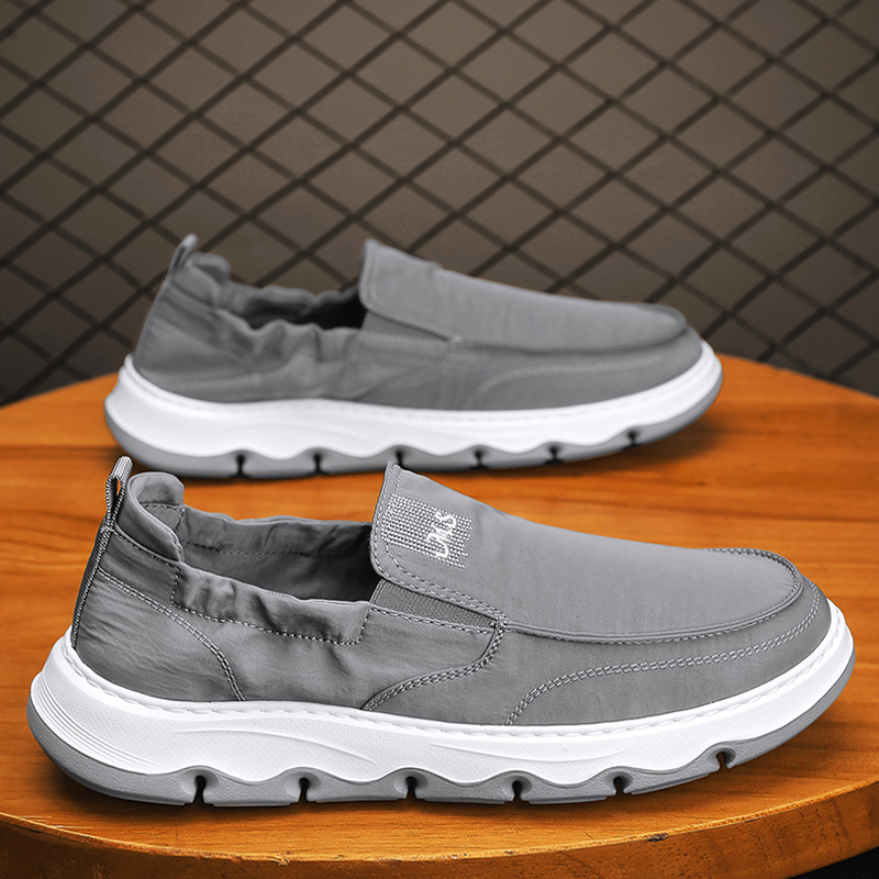 Canvas Men's Shoes Summer 2025 New Style Slip-on Driving Lightweight Soft Bottom Thin Ice Silk Breathable Old Beijing Cloth Shoes