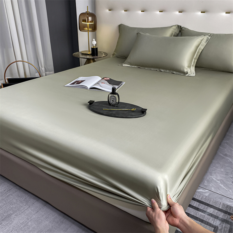 Cool Sensación de la cama de seda de hielo de una sola pieza para dormir desnudo de verano Cubierta de colchón de tres piezas Cubierta de la cama con todo incluido