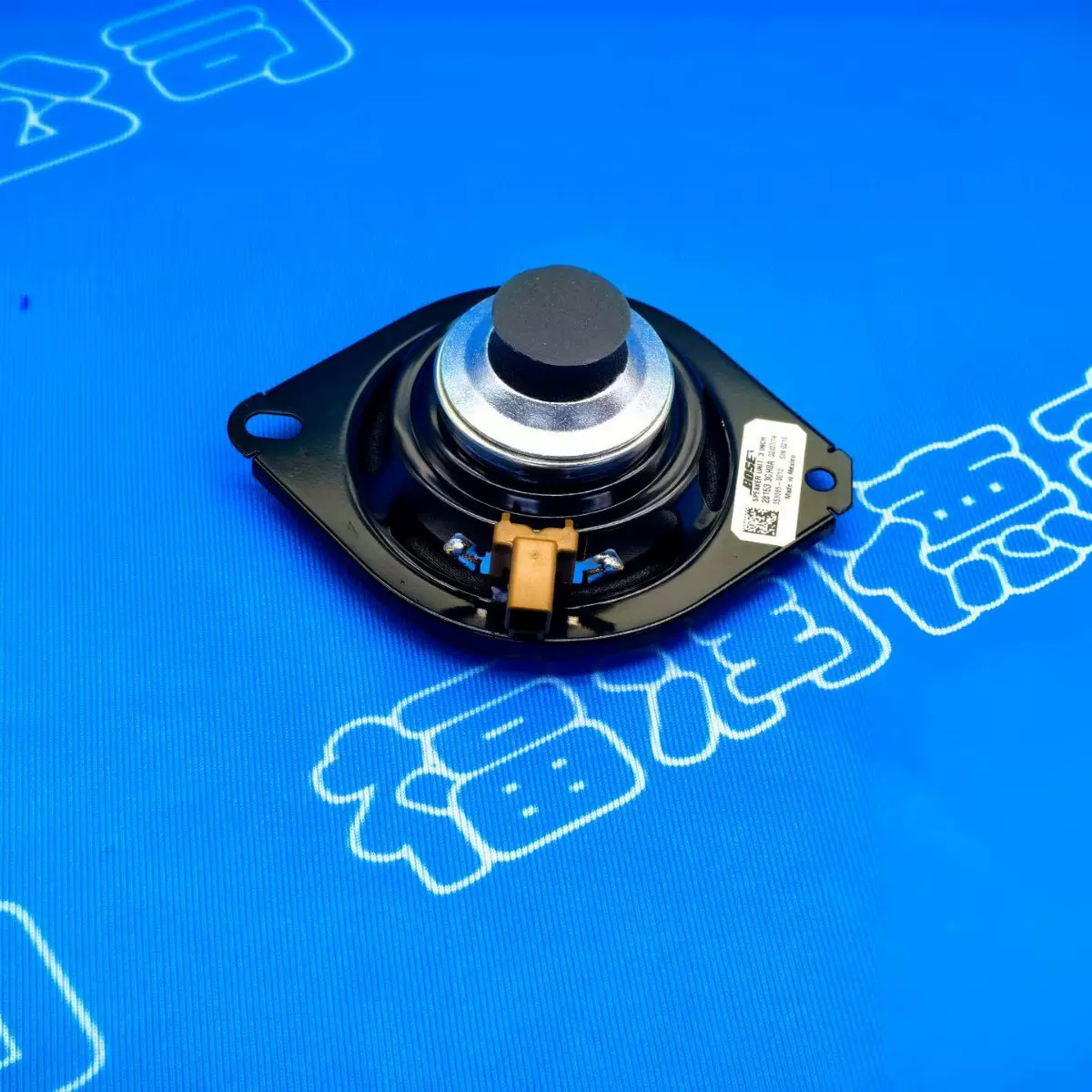 28153-3GH0A适用于日产13-19天籁后环绕扬声器仪表台喇叭（小）