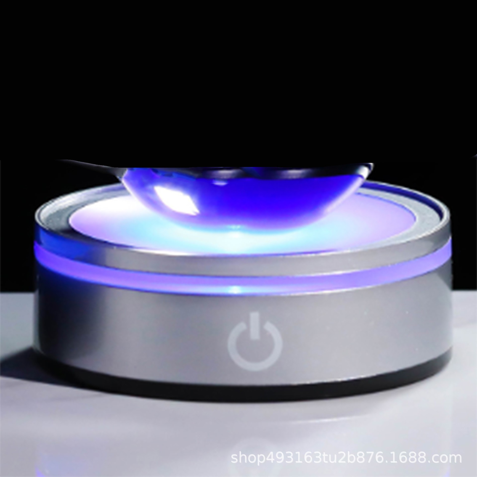 은색 원형 베이스(오목면)