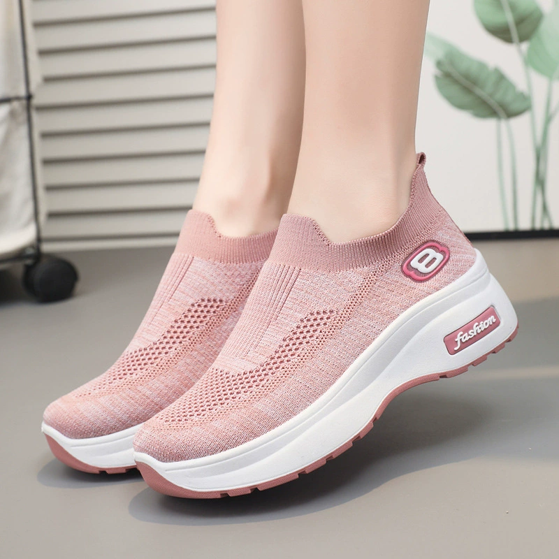 Весенняя новая повседневная женская обувь из ткани обувь спортивная дышащая обувь для ходьбы мама обувь летняя мягкая подошва удобная обувь для бега на толстой подошве