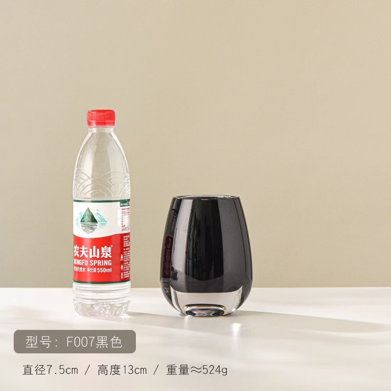 Importado PC anti-caída pequeño jarrón negro decoración en el hogar simple creativo sobre flores ligeras de lujo jarrón de escritorio