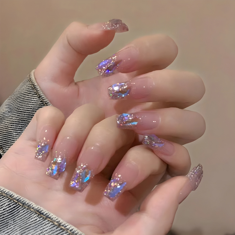 Polvo desnudo de oro brillante fantasma de diamante púrpura manicure exquisita sensación de alto nivel de desgaste de uñas 24 piezas empaquetadas parches de uñas terminados