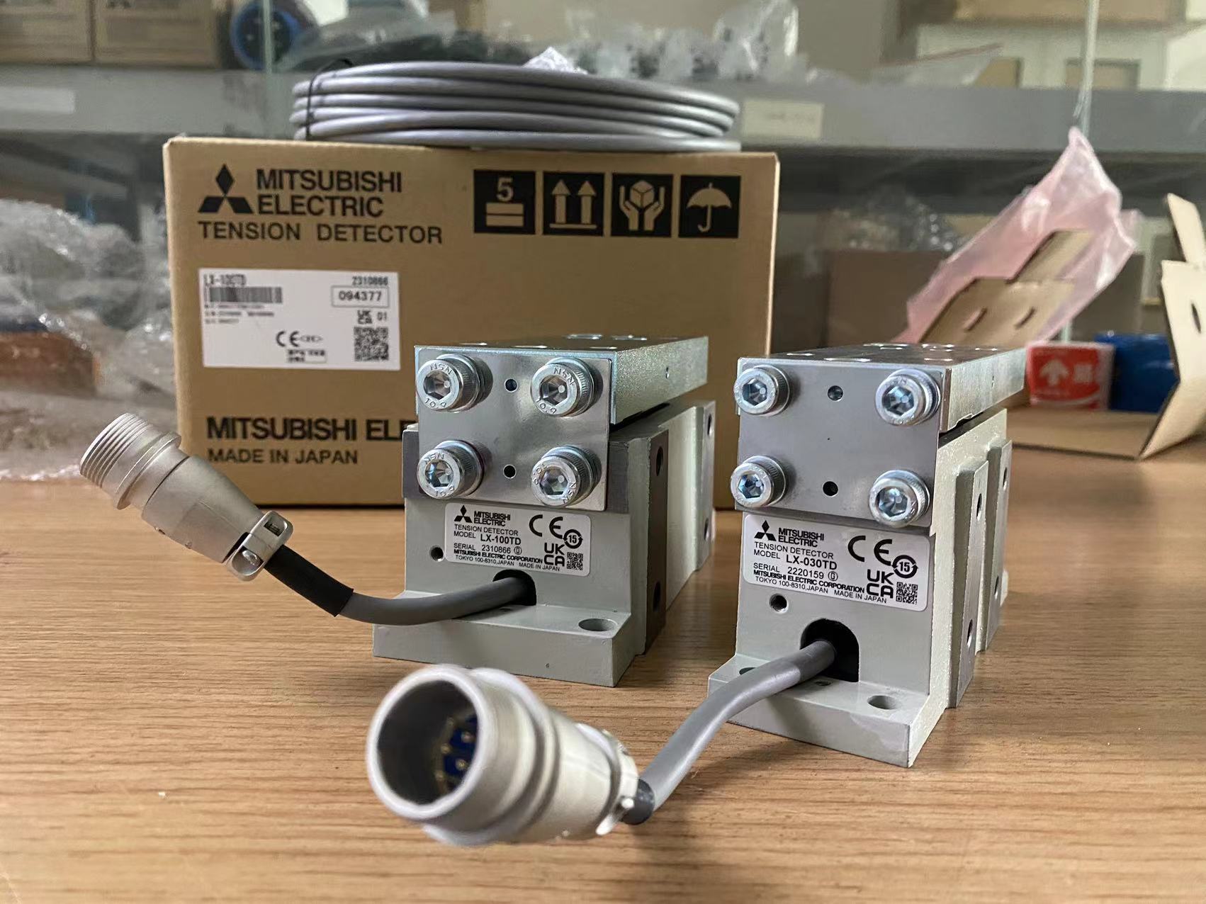 现货原装MITSUBISHI三菱张力检测器 LX-030TD LX-050TD