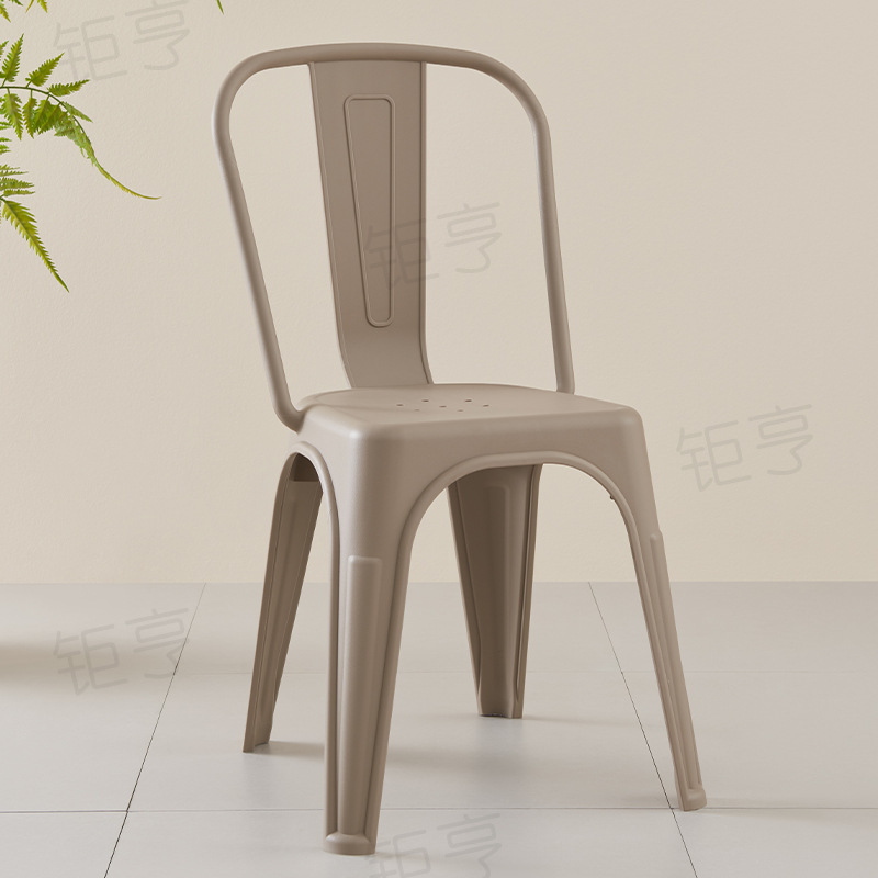 Silla de respaldo de plástico moderna y minimalista Nórdica ins estilo al aire libre restaurante silla de comedor hotel negociación de negocios silla café
