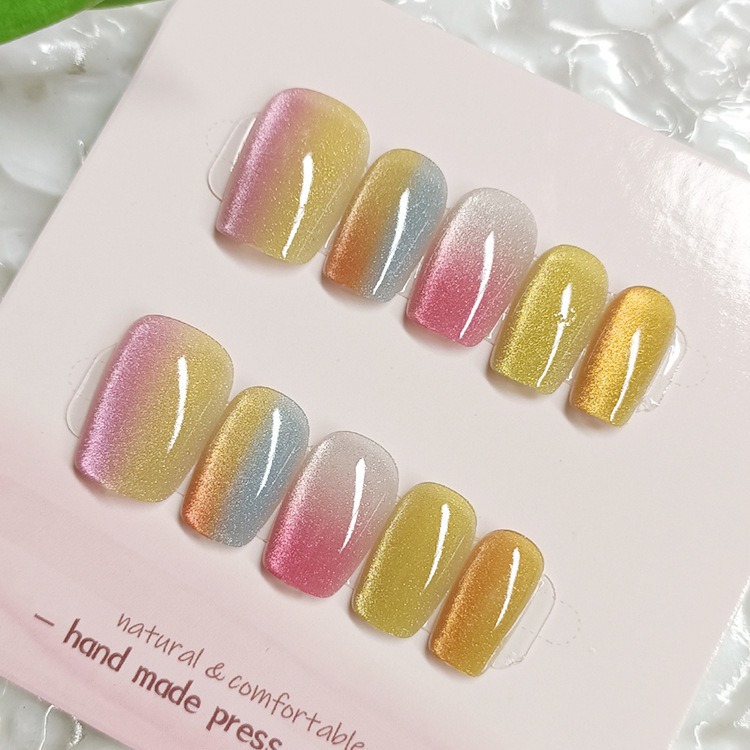 Manicura de Año Nuevo, 10 piezas de diamantes de perlas hechos a mano, arte de uñas portátil, parche de uñas Xiaohongshu, venta al por mayor