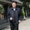 [翻领深灰色]