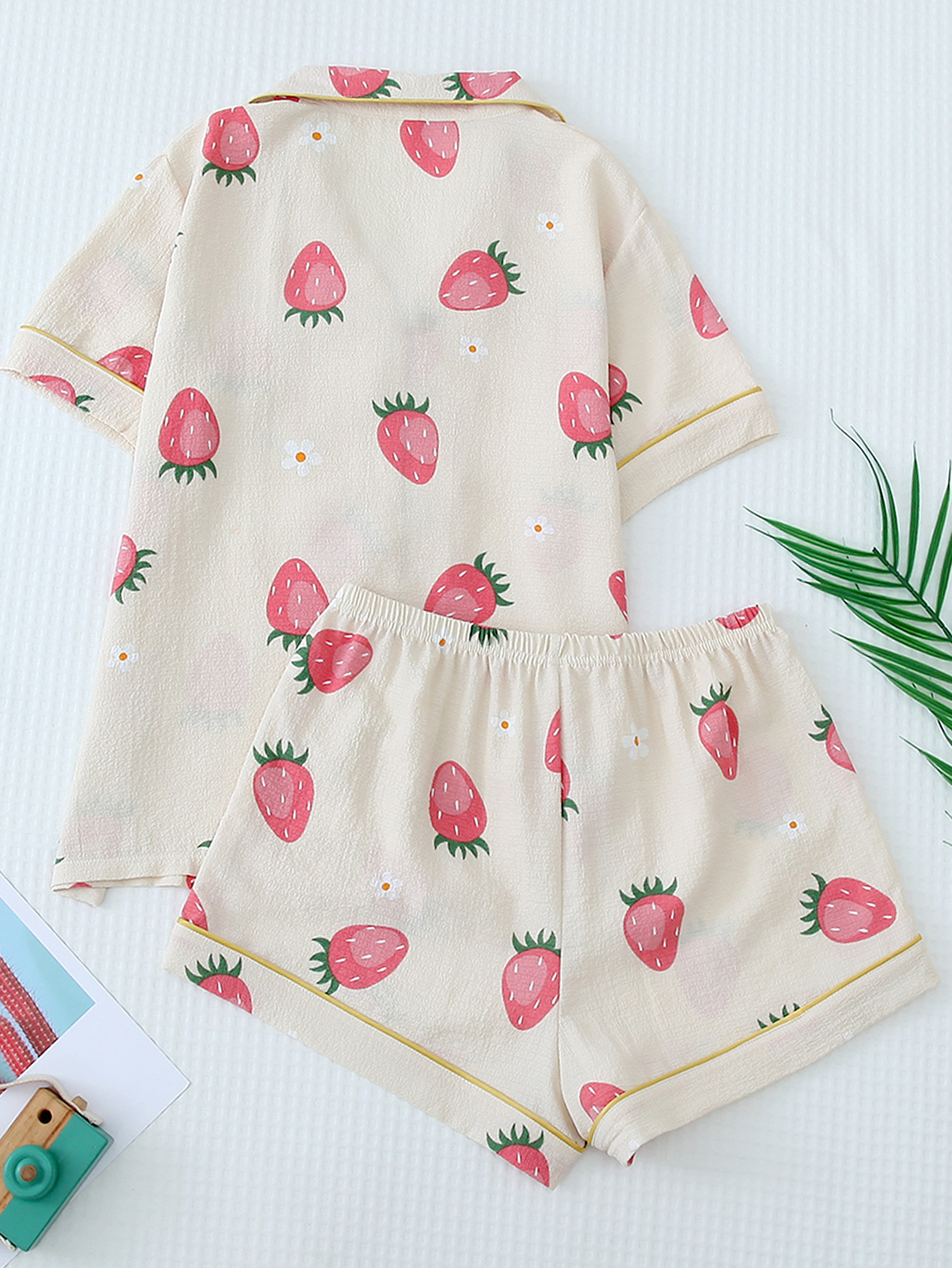 Sous-vêtements et vêtements de nuit Pyjamas et vêtements d'intérieur à fraises pour femmes Vêtements de nuit confortables et mignons pour occasions formelles et décontractées pour femmes_voghion.com
