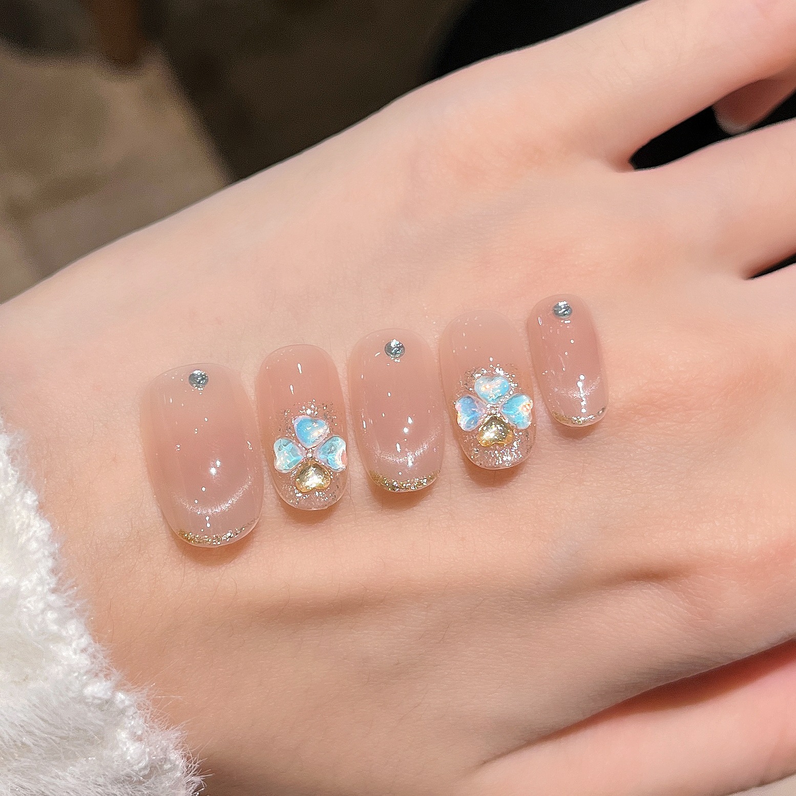 Uña hecha a mano pura productos terminados manicuras de alta calidad puro deseo corto blanco parche de uñas falsas desmontable