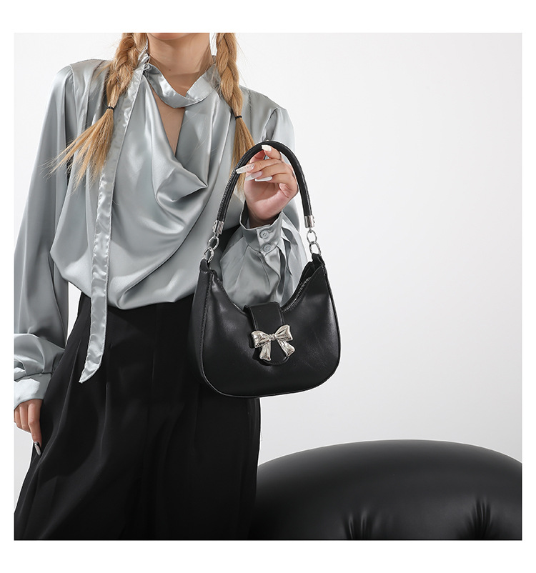 Borsa a spalla da donna versatile con fiocco e catena alla moda_voghion.com