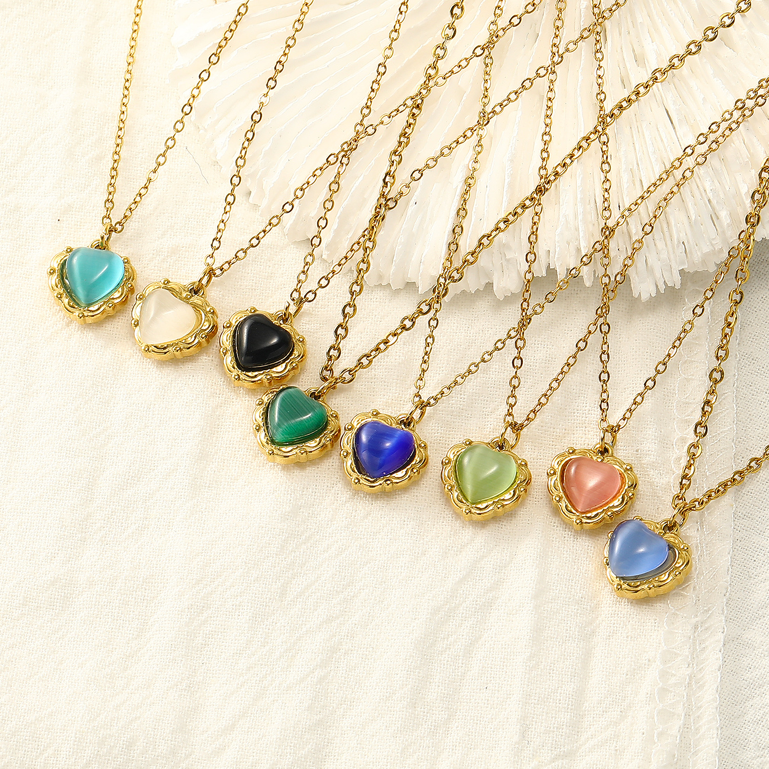 Real Gold Plated Plating Material Real Gold Plated Heart Shape 304 Stainless Steel Elegant Retro Waterproof Non Tarnish 304 Stainless Steel Pendant Necklace