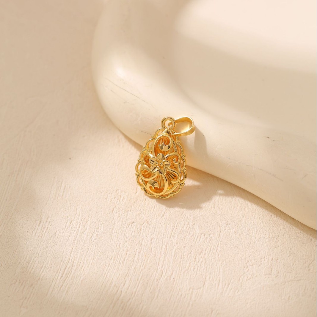 Amazon transfronterizo colgante de gota de agua colgante de flores para mujeres colgante de moda femenina colgante hueco nicho único diseño simple