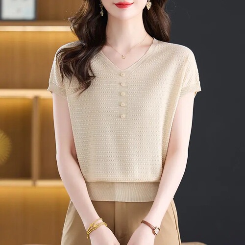 【Instant Stock Release】Summer New Solid Color Lyocell Tencel V-Neck T-Shirt for Women, Stylish Loose and Slim-Fitting Knit Short