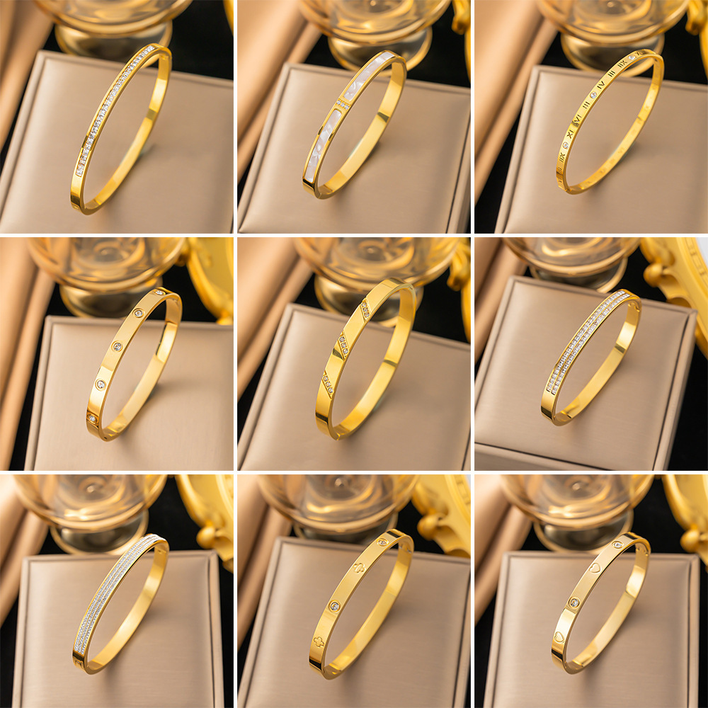 golden fashionable bracelet stainless steel
