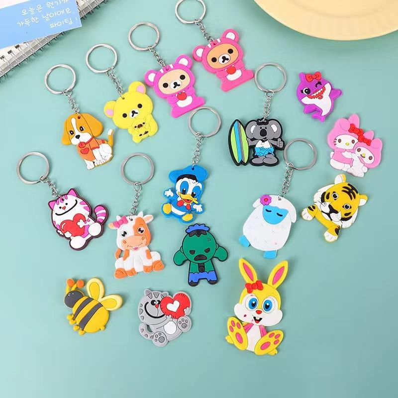 批发创意卡通PVC钥匙扣 软胶钥匙扣卡通包包挂件汽车钥匙扣礼品