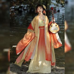 ��֮��(���g��)ԭ���h��Ů���Ɲu׃���ɴ�����һƬ�R������ȹ����