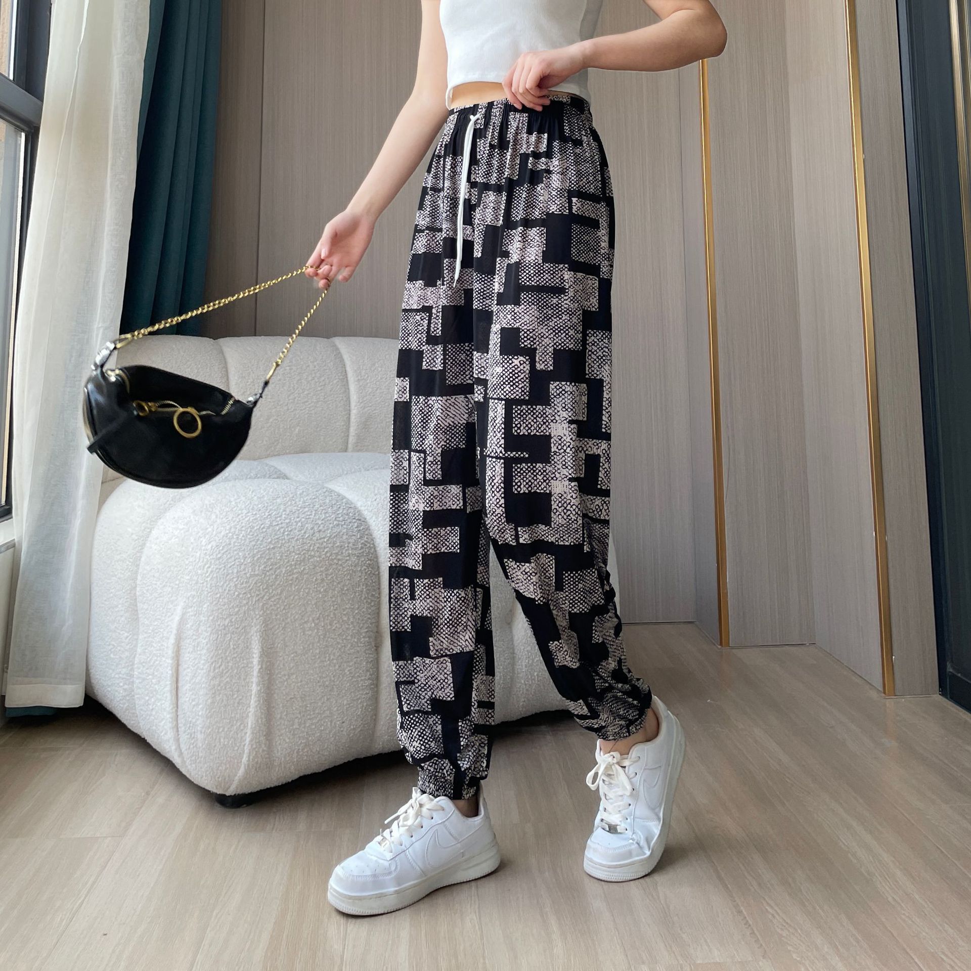 O1CN01UI9m1Y2MXOut1heaU_!!2211