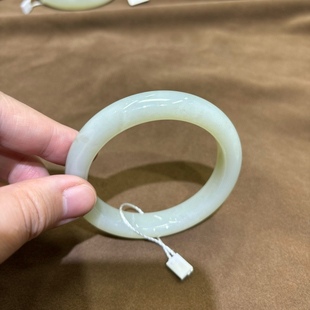 Jin Yutang Xinjiang Hetian Jade Clear Water Bracelet with Ice Bottom, Full of Oily, No Cracks, the Size Will Give You a One